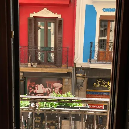 Apartament La Puerta - Casco Viejo-old Town Bilbao