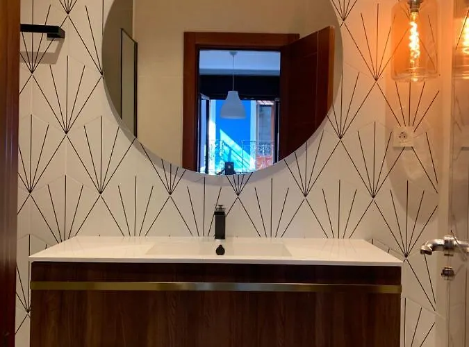 La Puerta - Casco Viejo-old Town ビルバオ