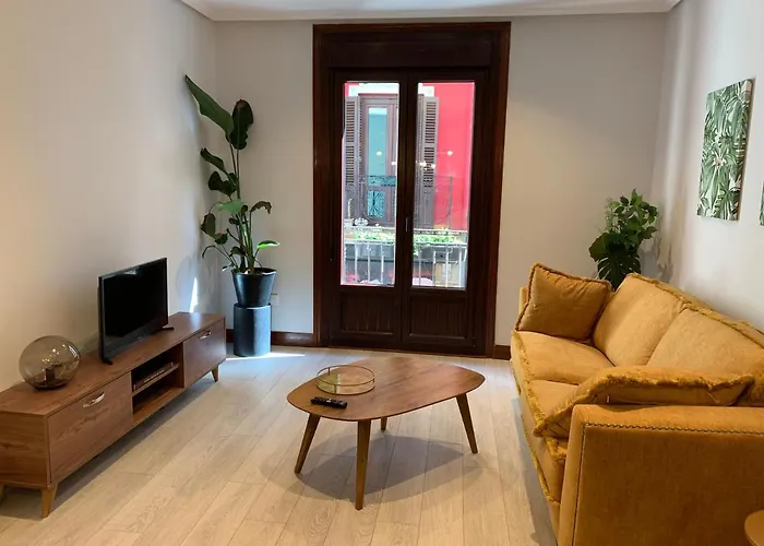 La Puerta - Casco Viejo-old Town